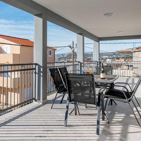 Apartments Zilic Kastel Stari Luaran gambar