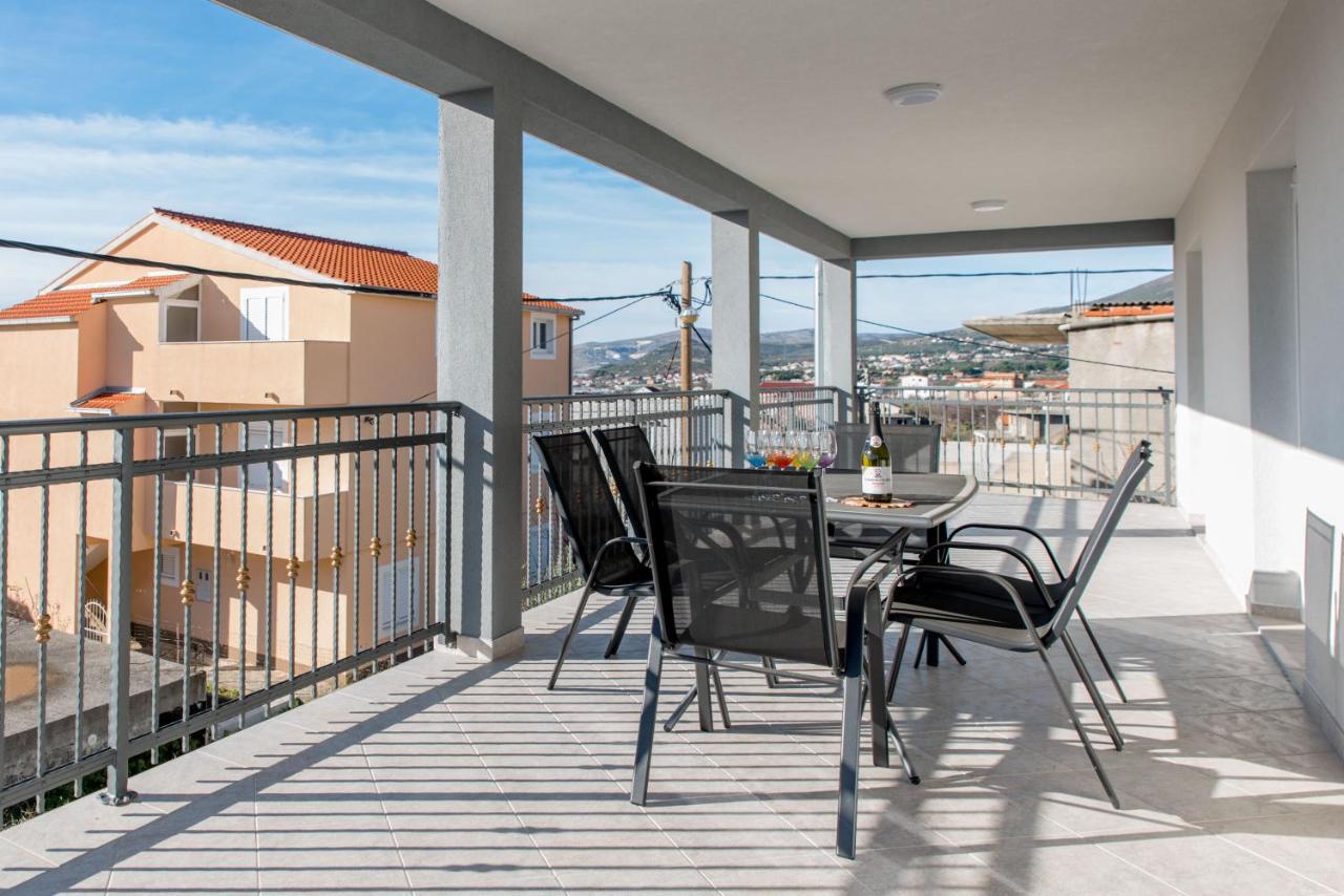Apartments Zilic Kastel Stari Luaran gambar