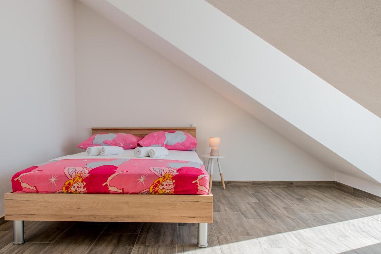 Apartments Zilic Kastel Stari Luaran gambar