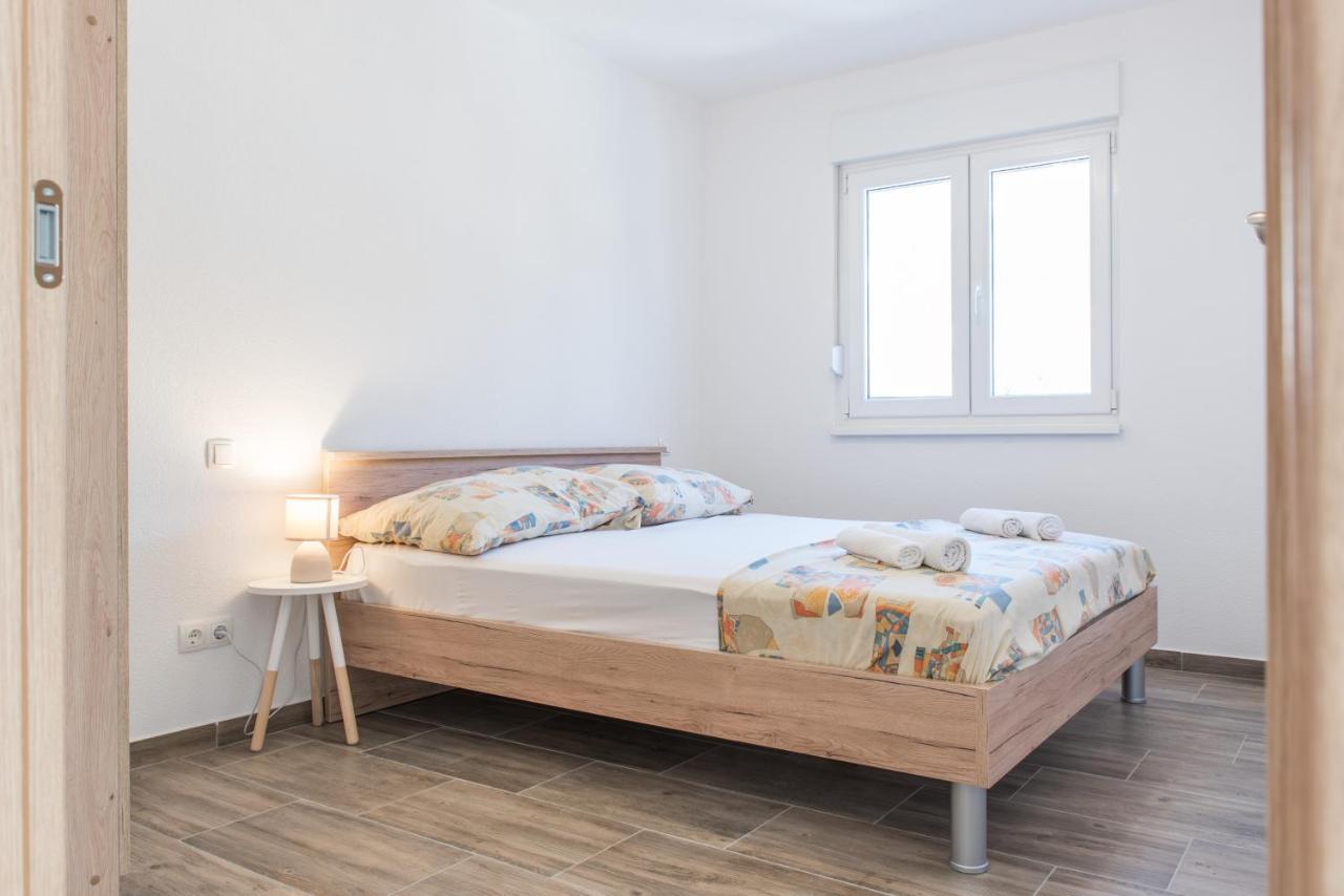 Apartments Zilic Kastel Stari Luaran gambar