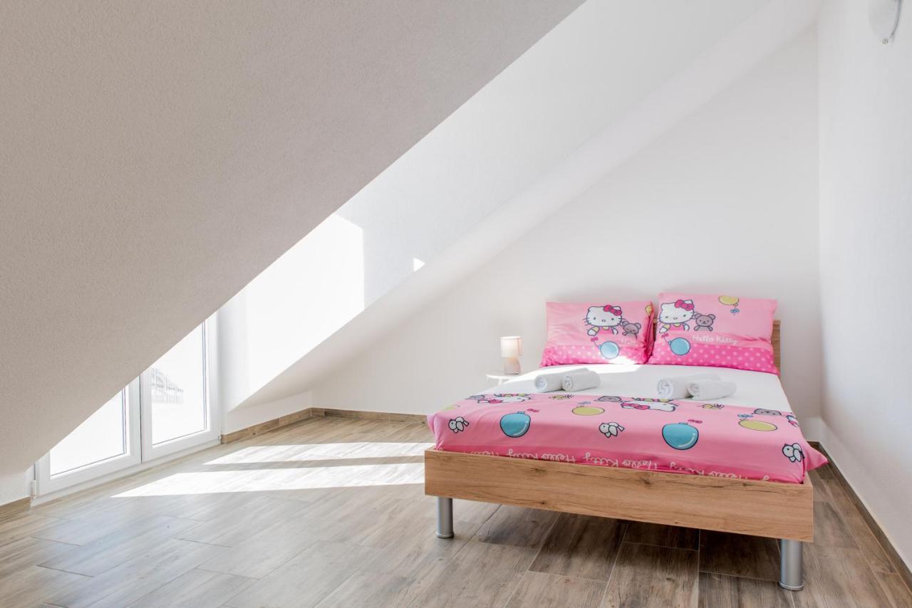 Apartments Zilic Kastel Stari Luaran gambar